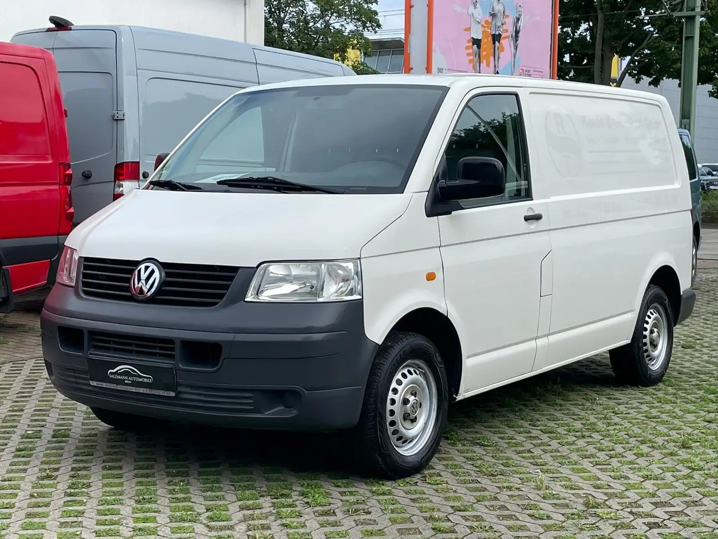 Volkswagen T5 1.9 TDI//LKW//1.Hand//Regale//HU NEU// Alb - 1