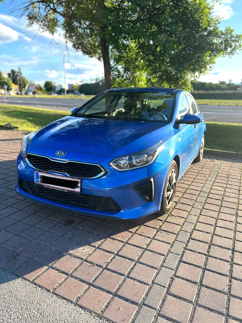 Kia Ceed / cee'd Titan Blau - 1