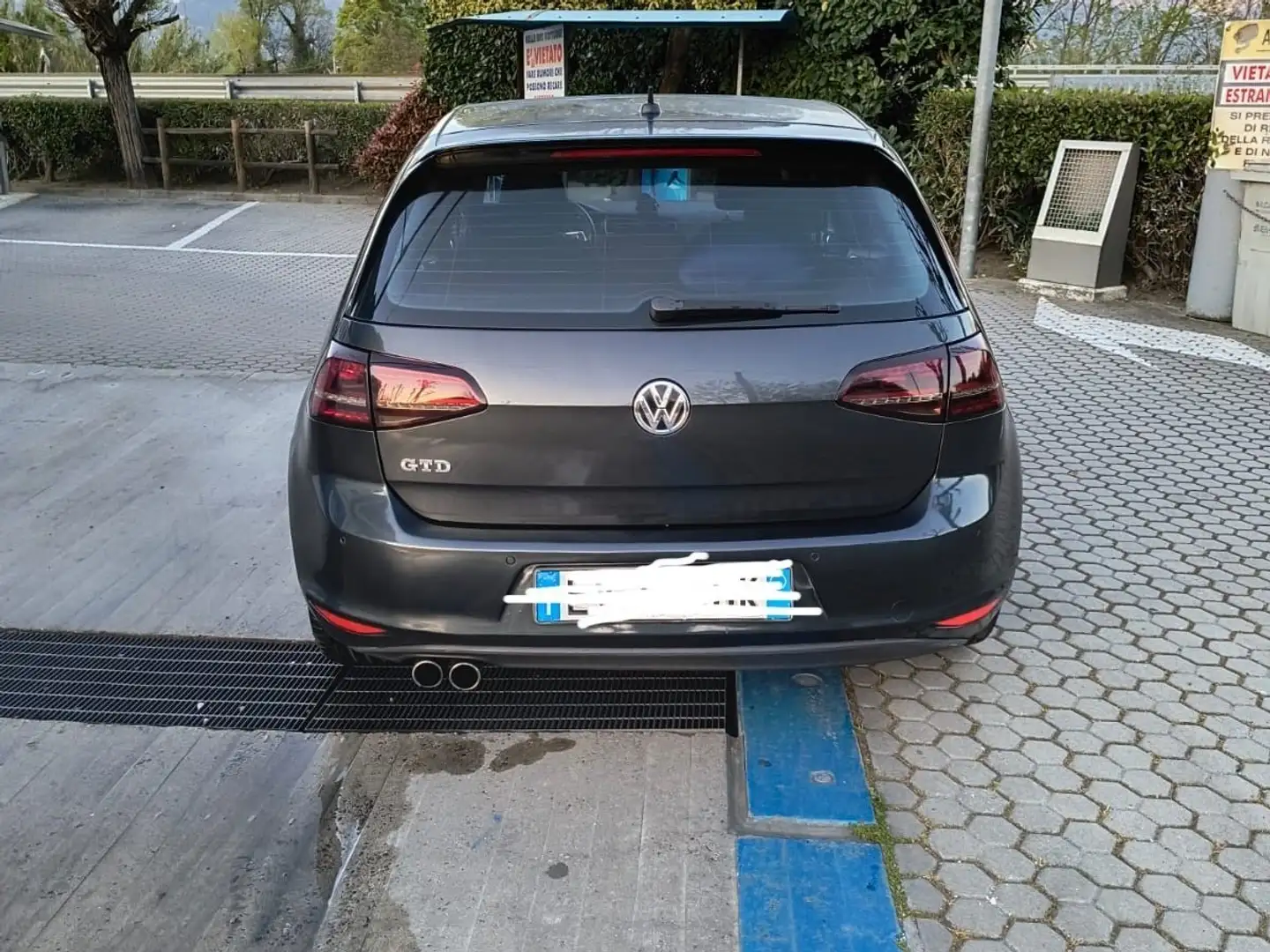 Volkswagen Golf GTD gtd - 2