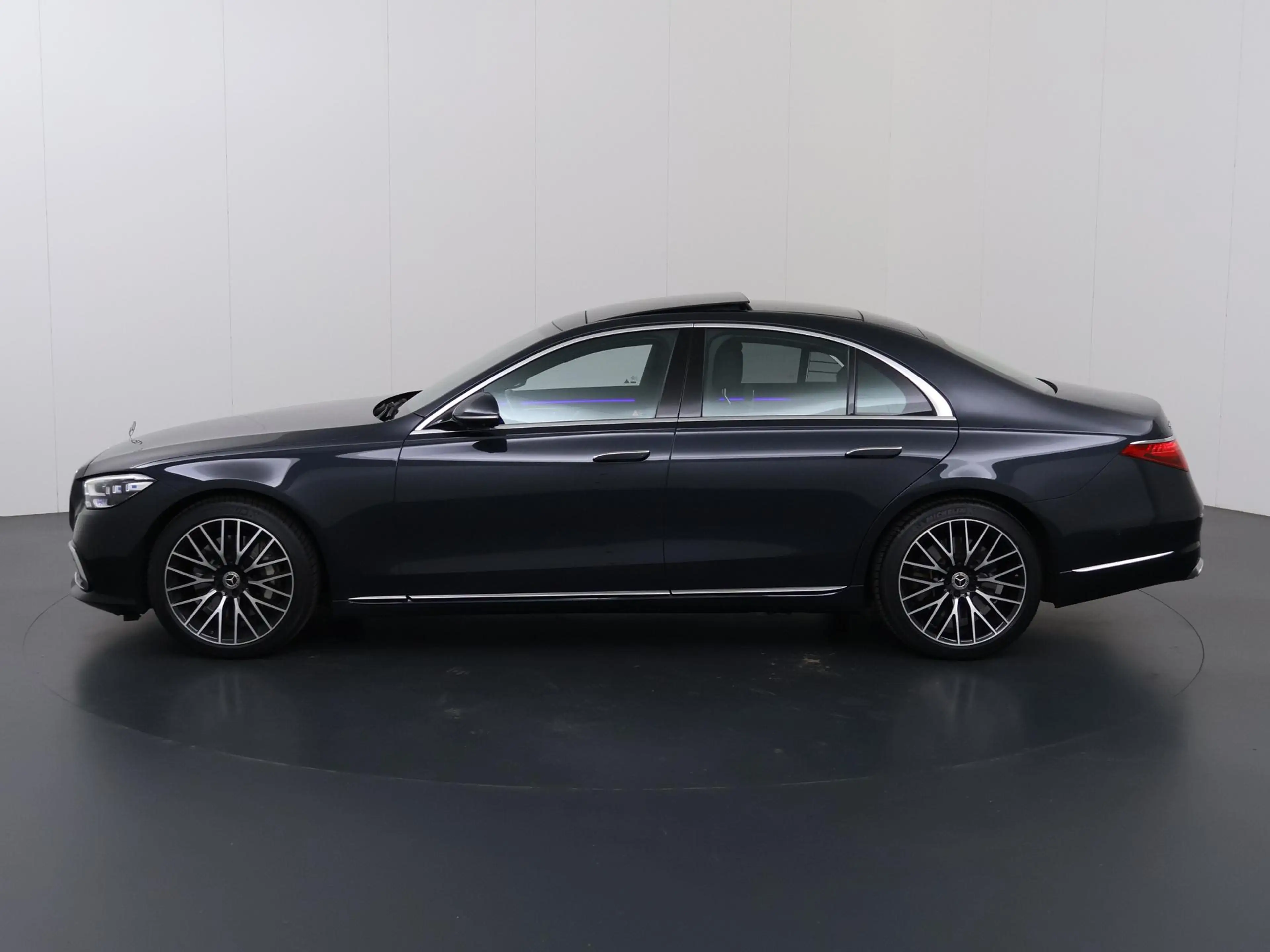 Mercedes-Benz S 500 4MATIC AMG Line | Premium plus | Rear executive | — photo 5