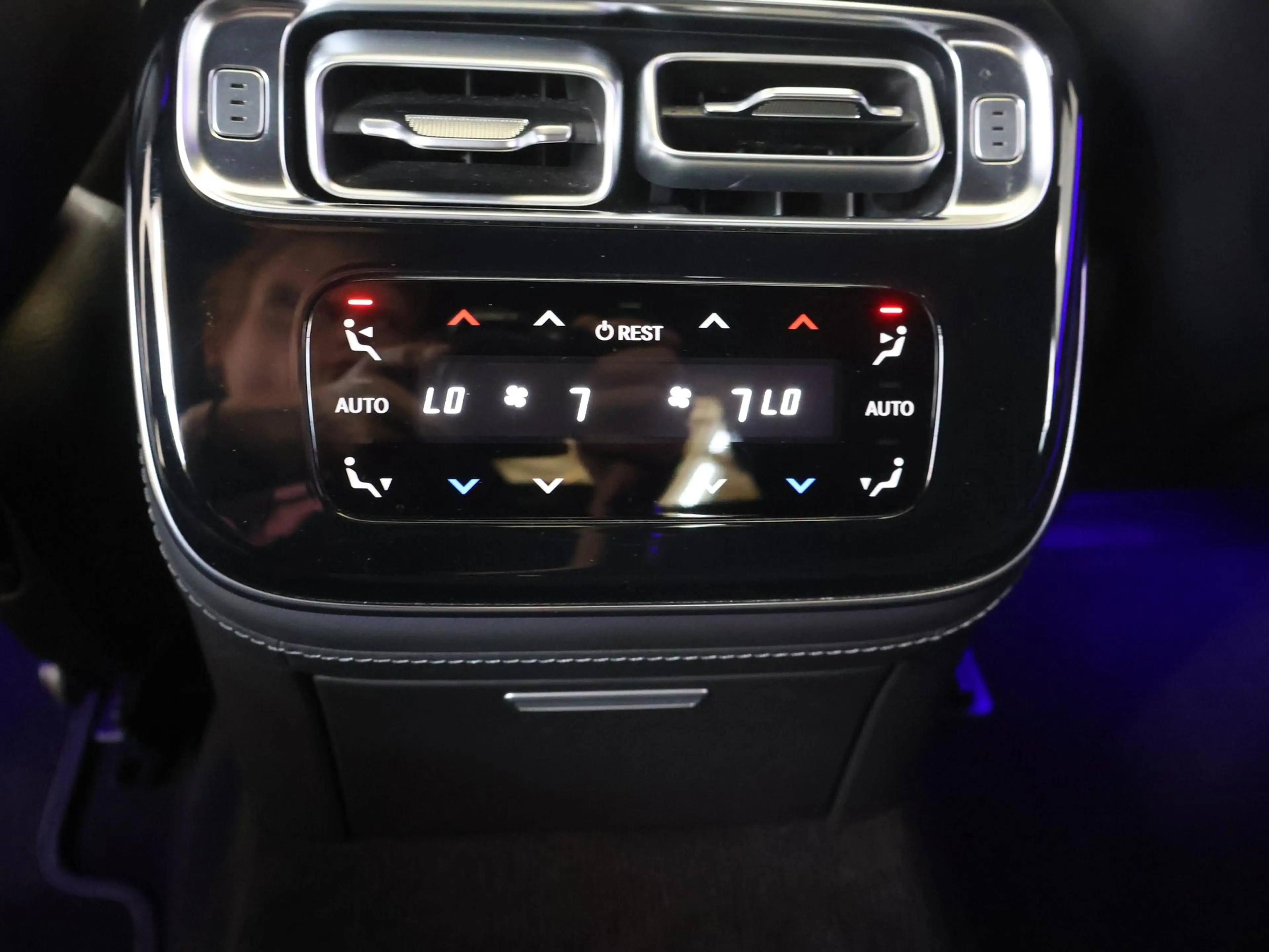 Mercedes-Benz S 500 4MATIC AMG Line | Premium plus | Rear executive | — photo 12