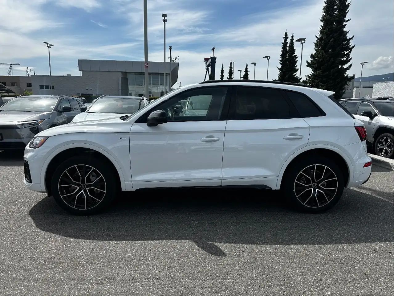 Audi Q5 снимка Audi Q5