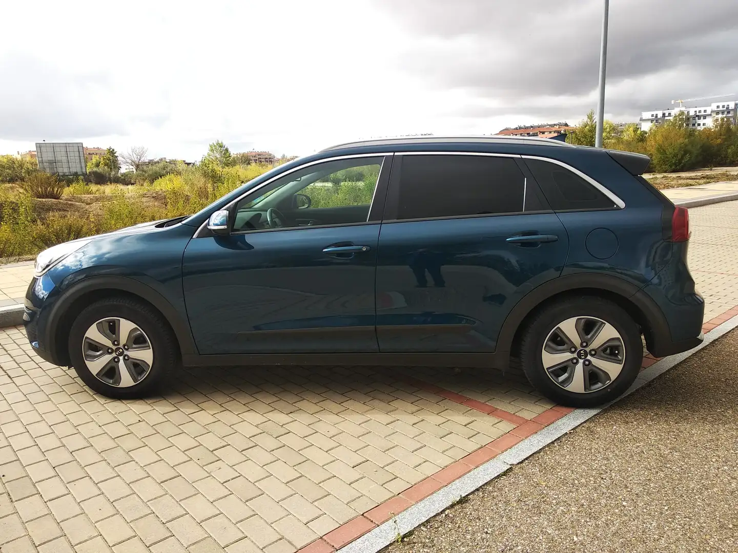 Kia Niro Niro 1.6 PHEV Concept Concept Azul - 2
