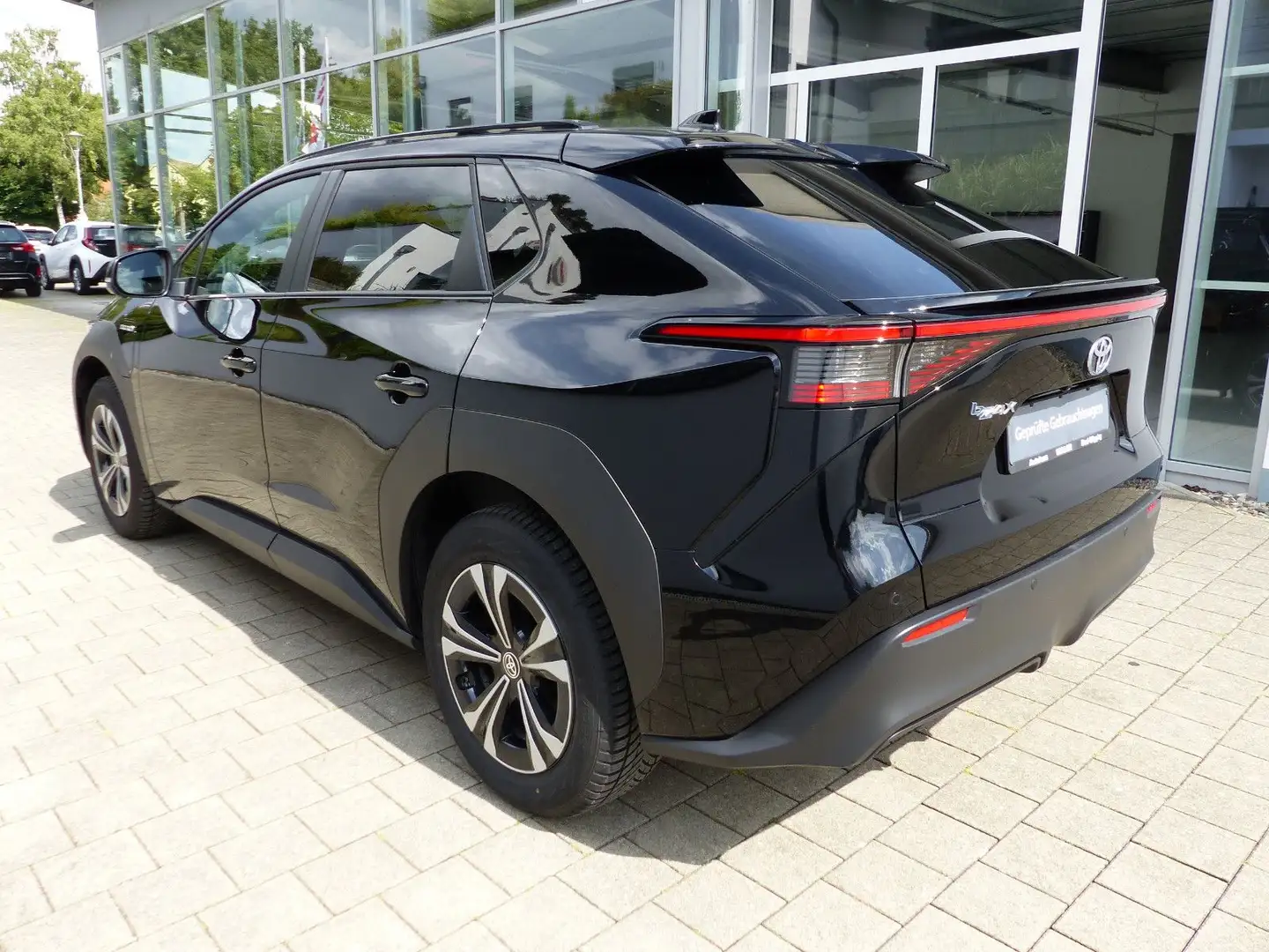 Toyota bZ4X Comfortpaket FWD Navi Kamera SHZ el.Heckkl. Noir - 2
