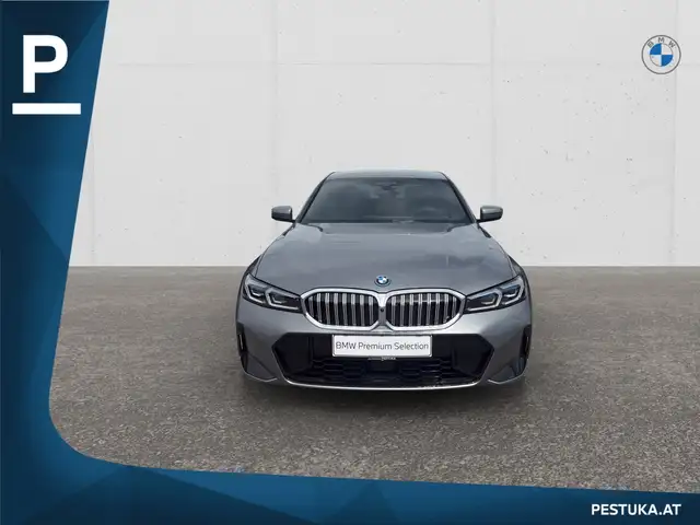 BMW 3 Series view 2