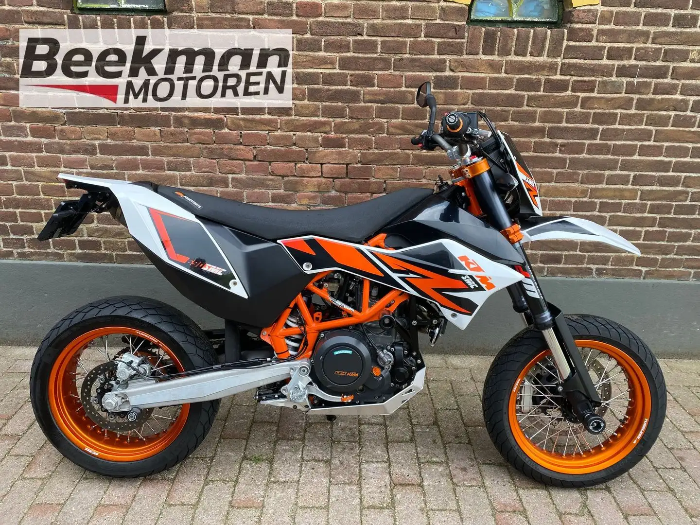 KTM 690 SMC R Portocaliu - 1