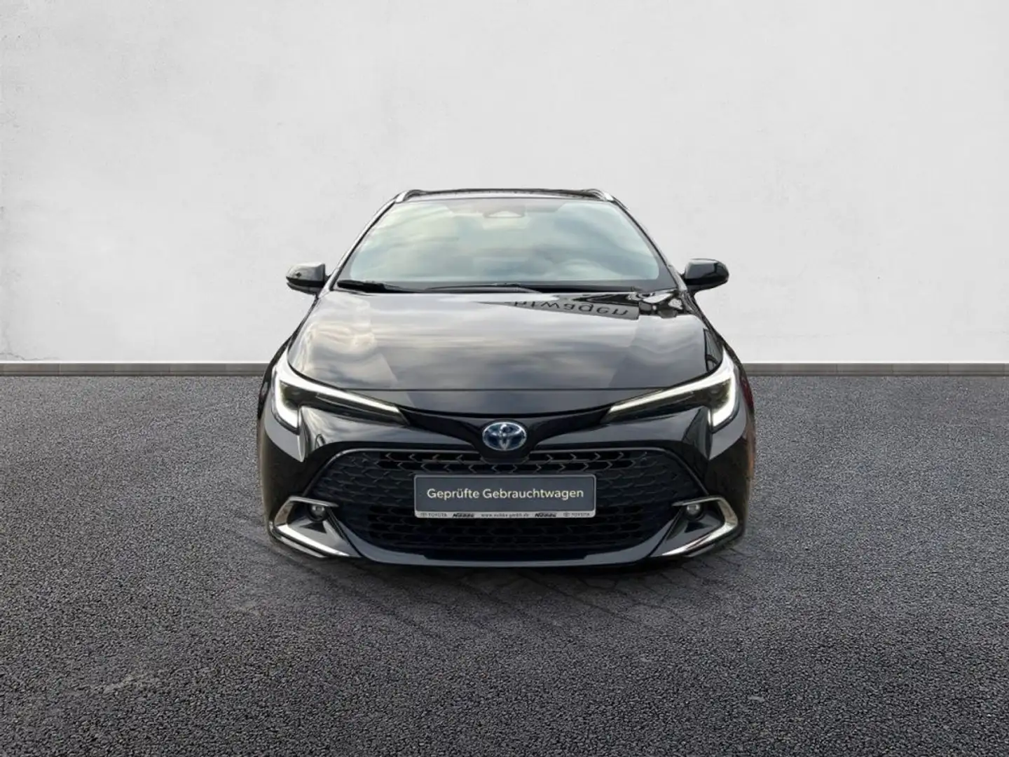 Toyota Corolla 2.0 Hybrid Touring Sports Team Deutschland Zwart - 2