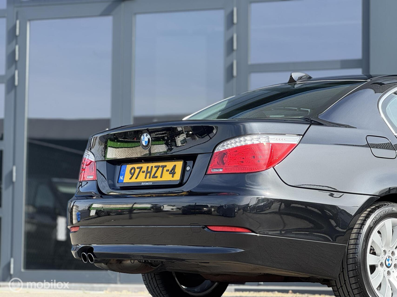 BMW 523 5-serie 523i LCI Org, NL TREKHAAK / LEER / AUT / P — photo 13