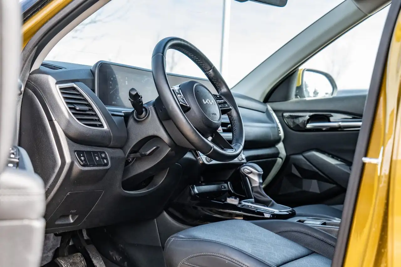 Kia Seltos снимка Kia Seltos