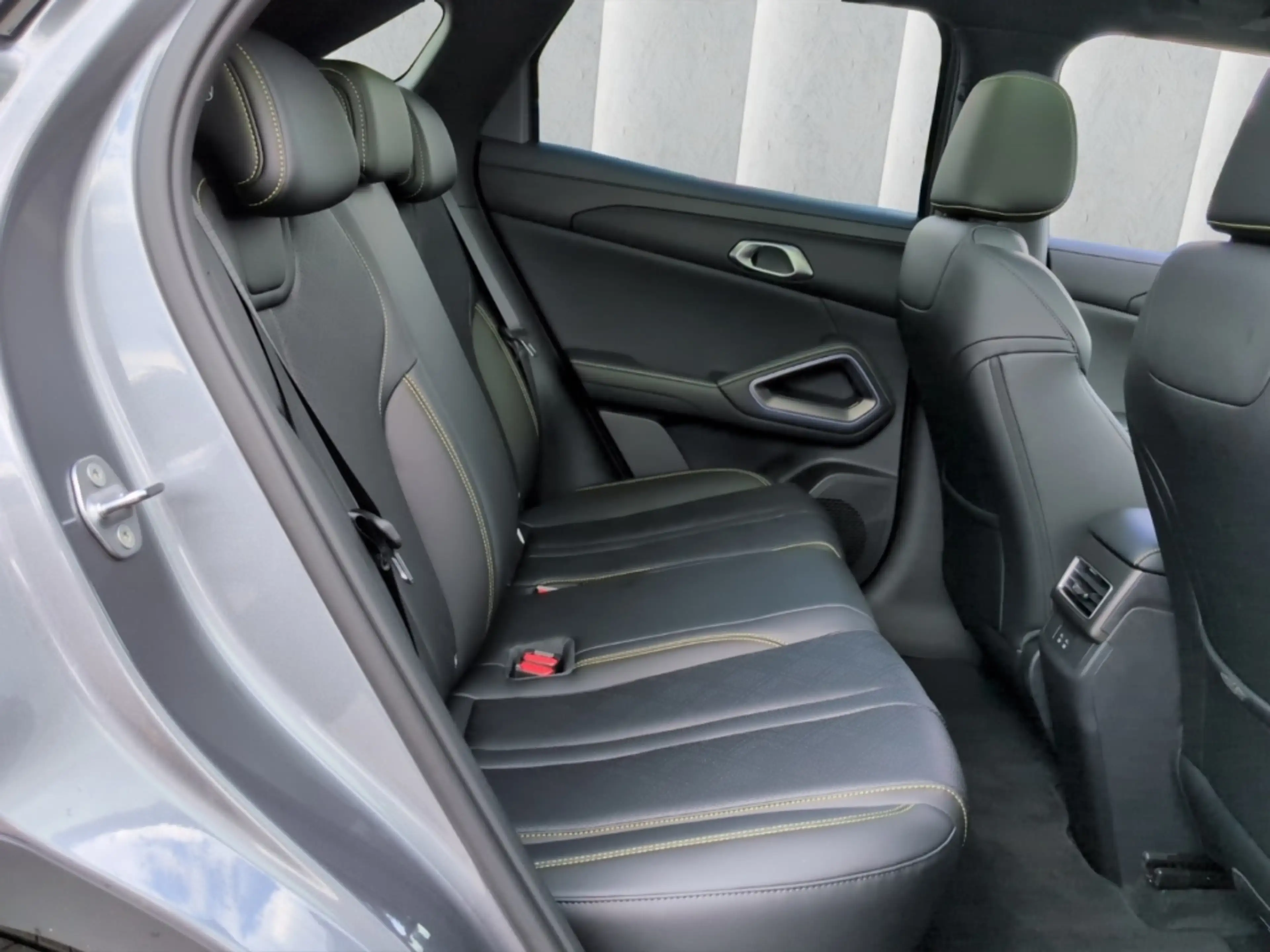 BYD Atto 2 DM-i Boost eHybrid*Panodach 360°Kam Leder — photo 9