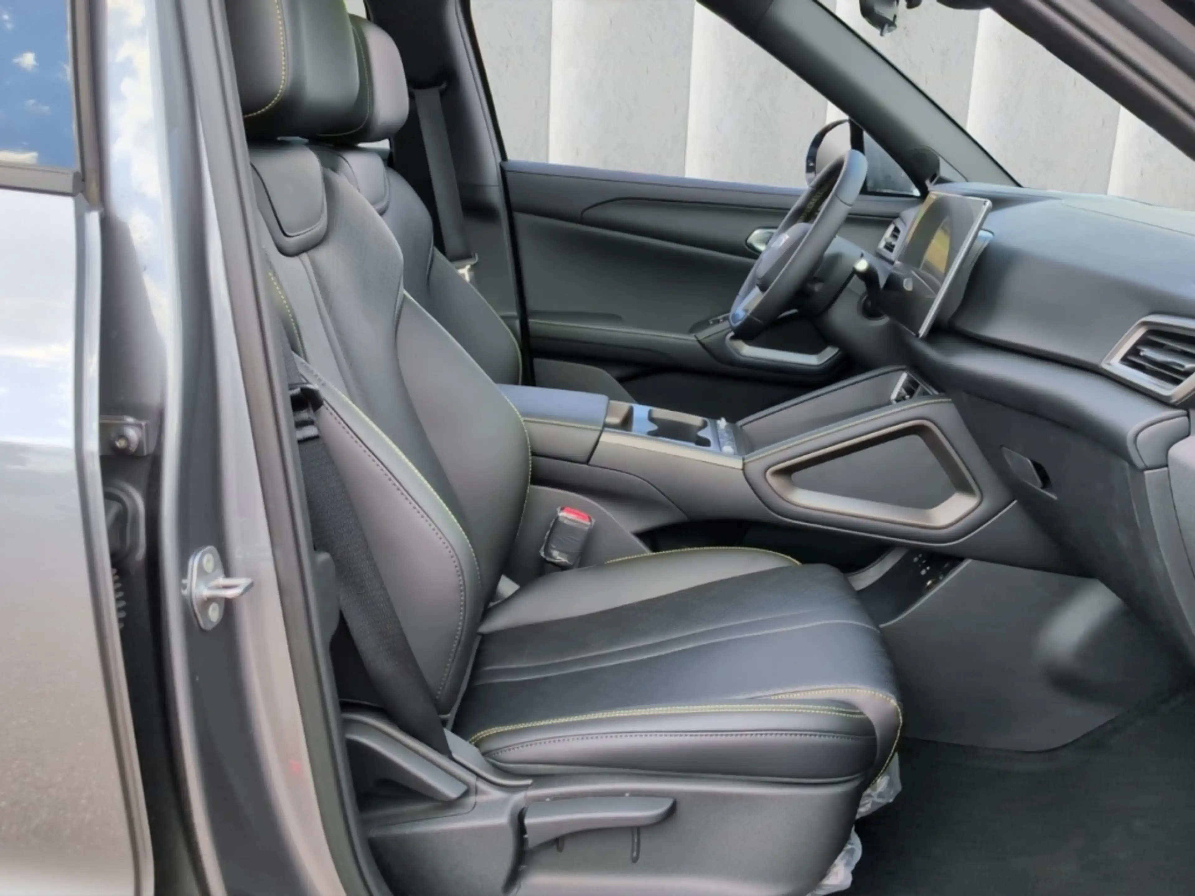 BYD Atto 2 DM-i Boost eHybrid*Panodach 360°Kam Leder — photo 8