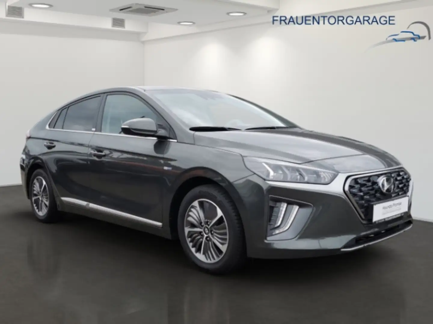 Hyundai IONIQ Style Plug-In Hybrid Navi Kamera LED ACC Soundsyst Grijs - 2