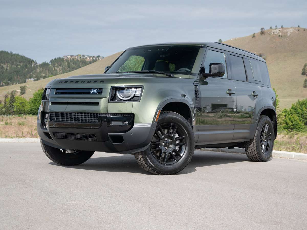 2026 Land Rover Defender 110 P300 S