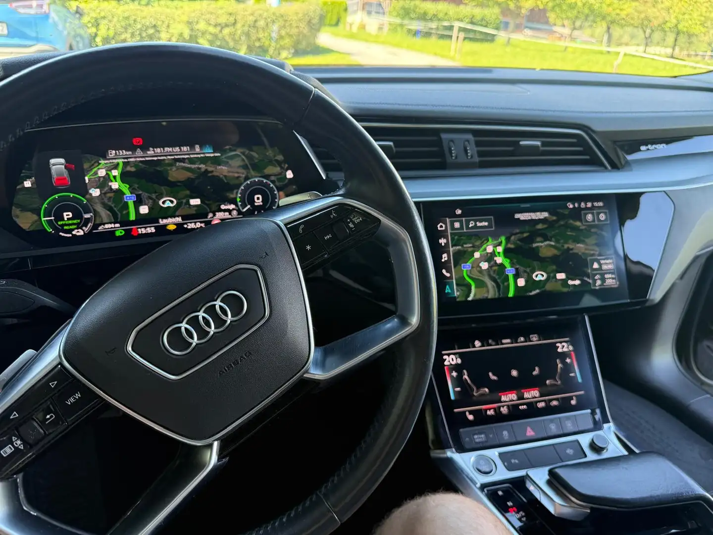 Audi e-tron 50 quattro 71kWh - 2