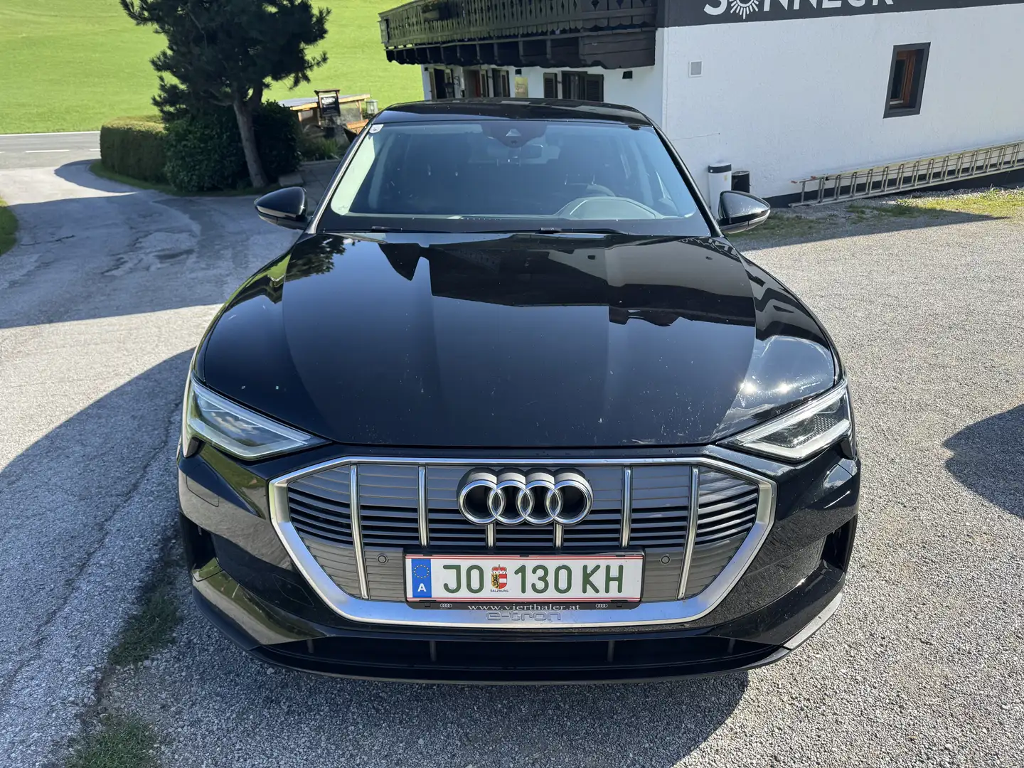 Audi e-tron 50 quattro 71kWh - 1