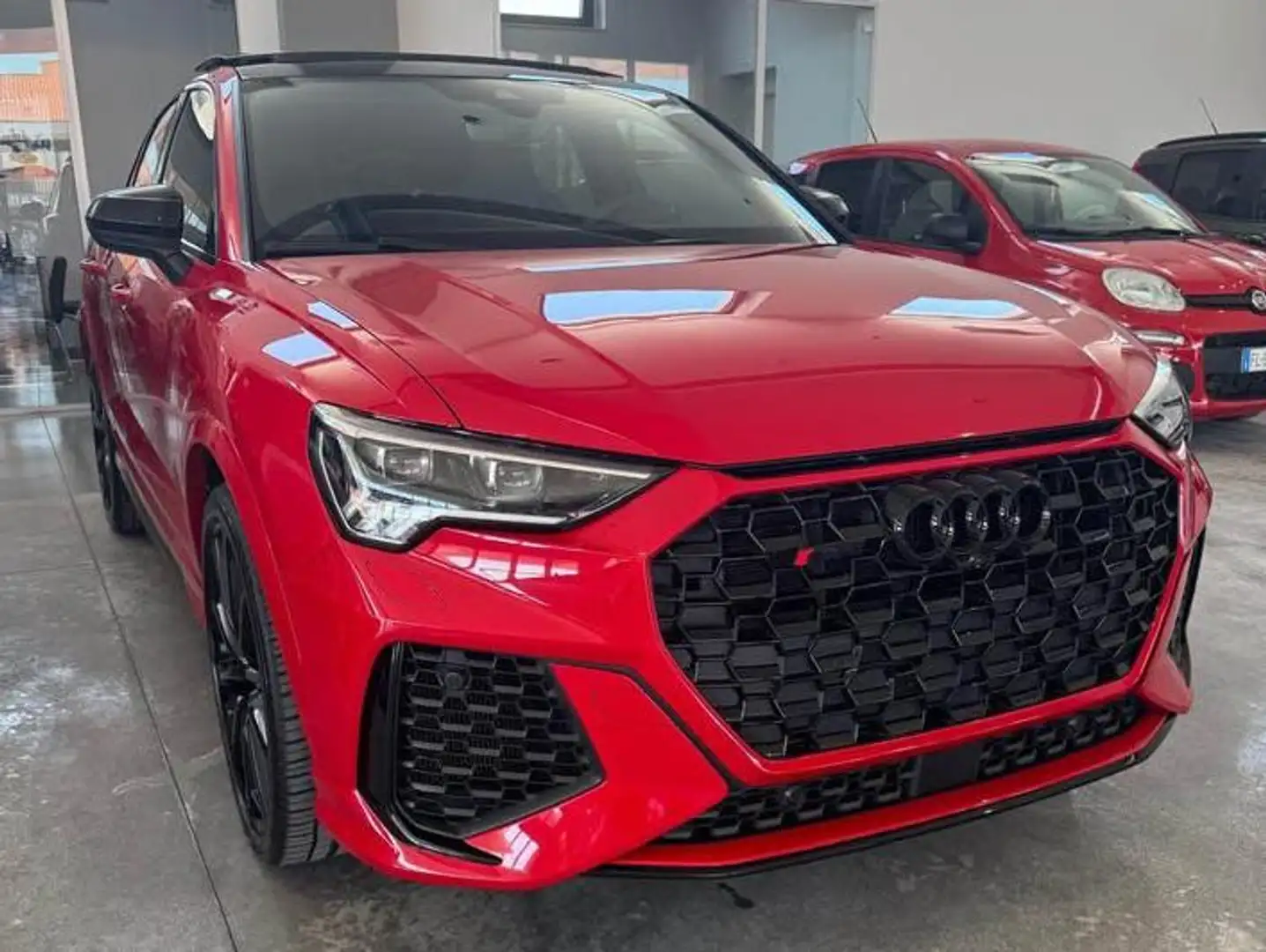 Audi RS Q3 Q3 Sportback RS 2.5 quattro s-tronic - 2