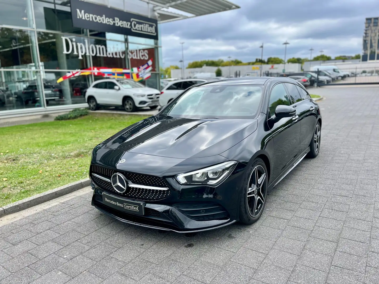 Mercedes-Benz CLA 180 CLA 180 AMG Line Noir - 1