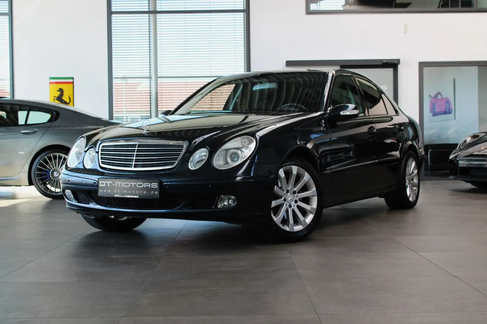 Mercedes-Benz E 240 Limousine Automatik mit 146100km & Extra´s Negro - 1
