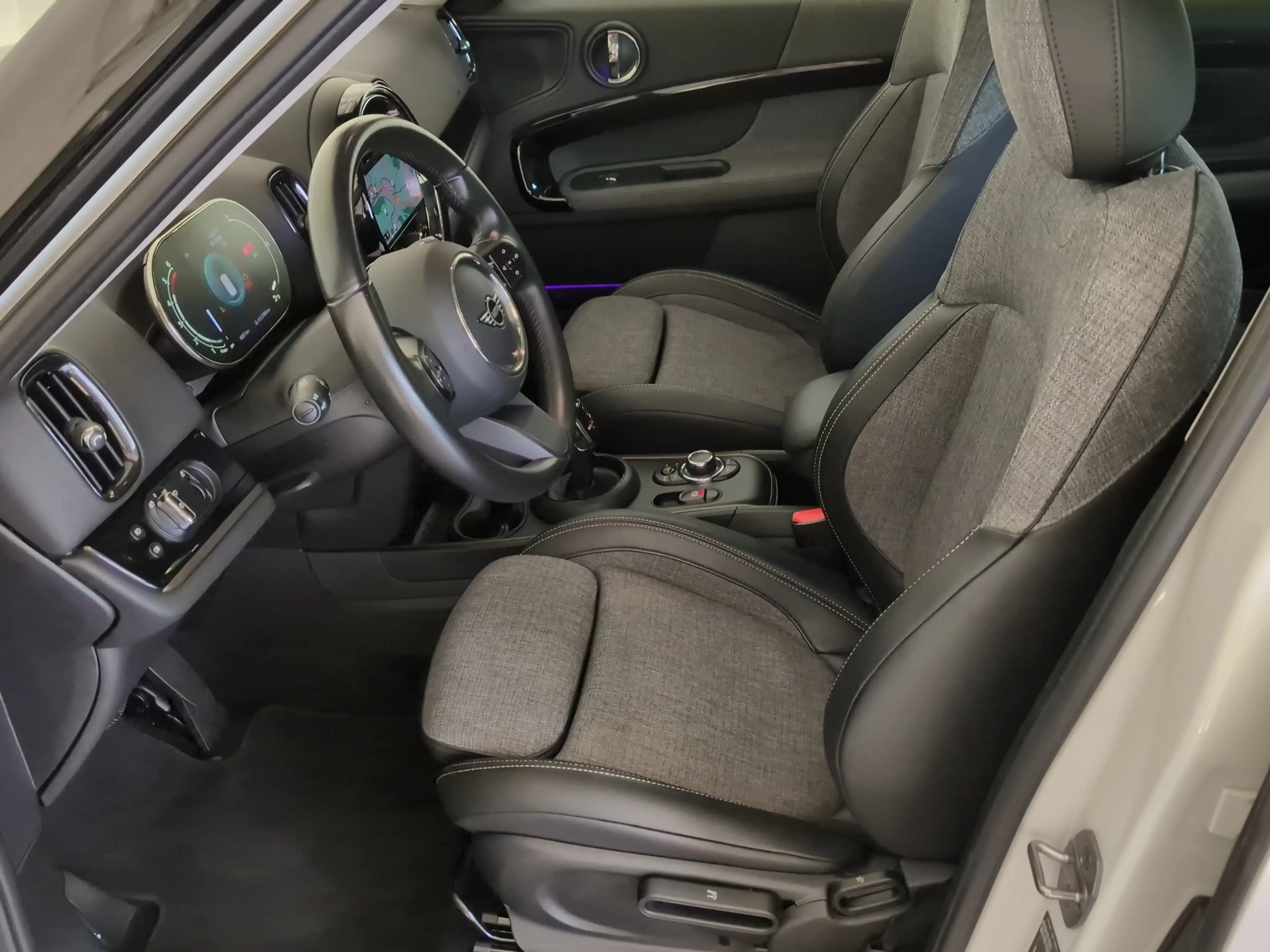 MINI Cooper D Countryman — photo 4