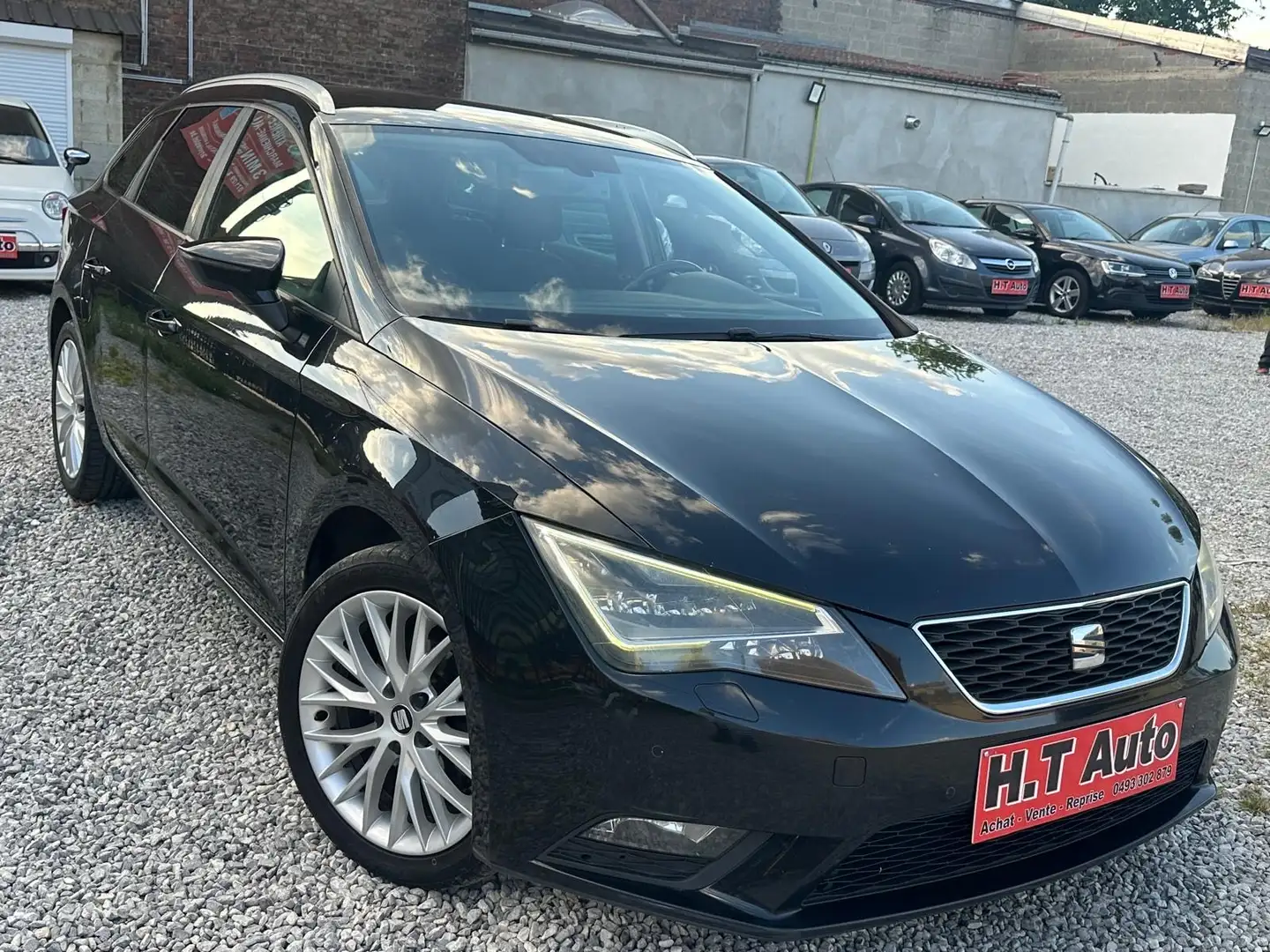 SEAT Leon ST 1.6 CR TDi Style DSG/Airco/Gps - 2