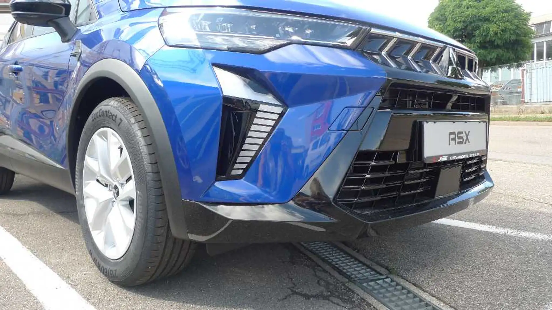 Mitsubishi ASX PLUS 1.3 T-Benziner 6-Gang Blau - 2