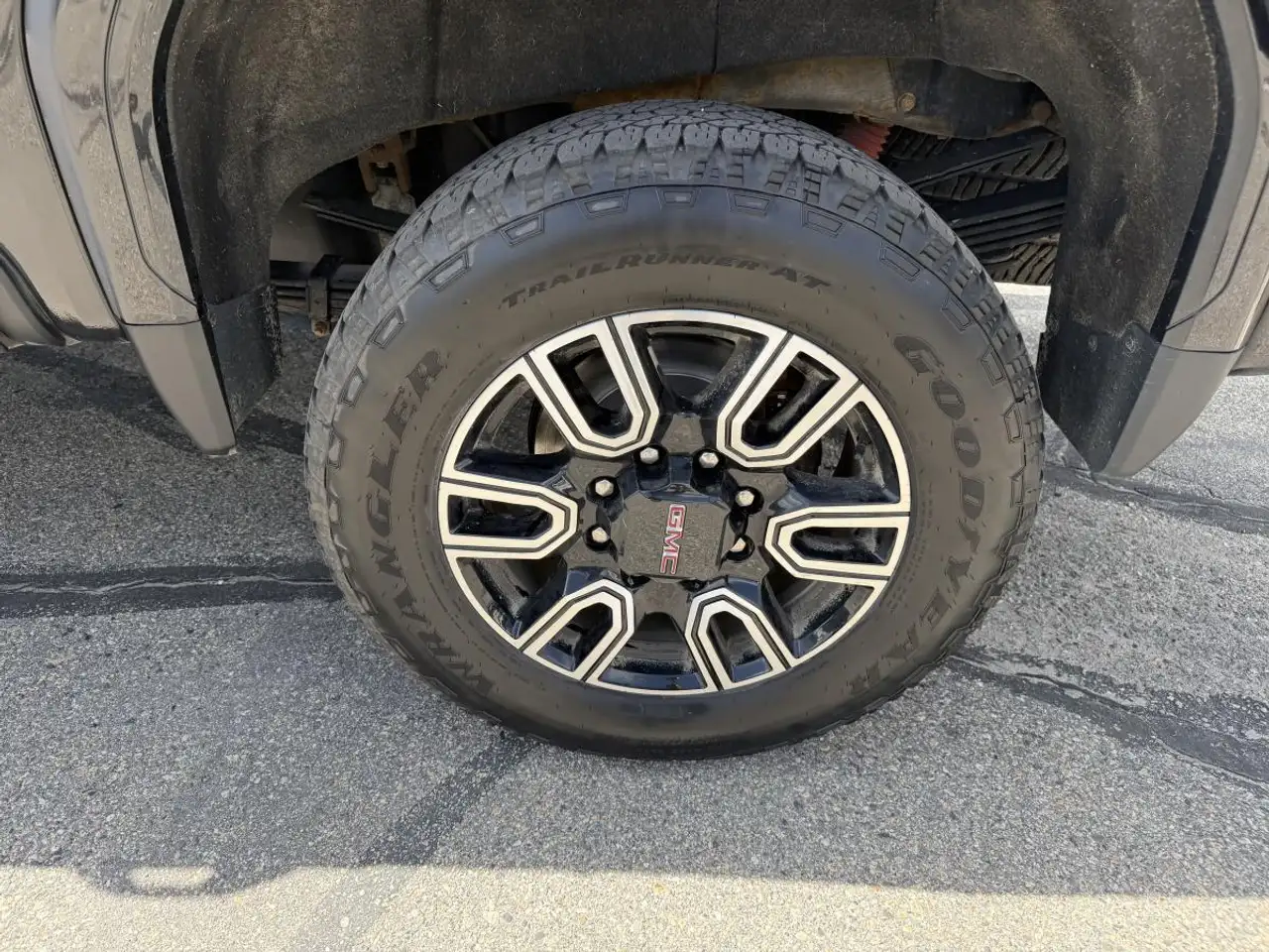 GMC Sierra 3500HD снимка GMC Sierra 3500HD