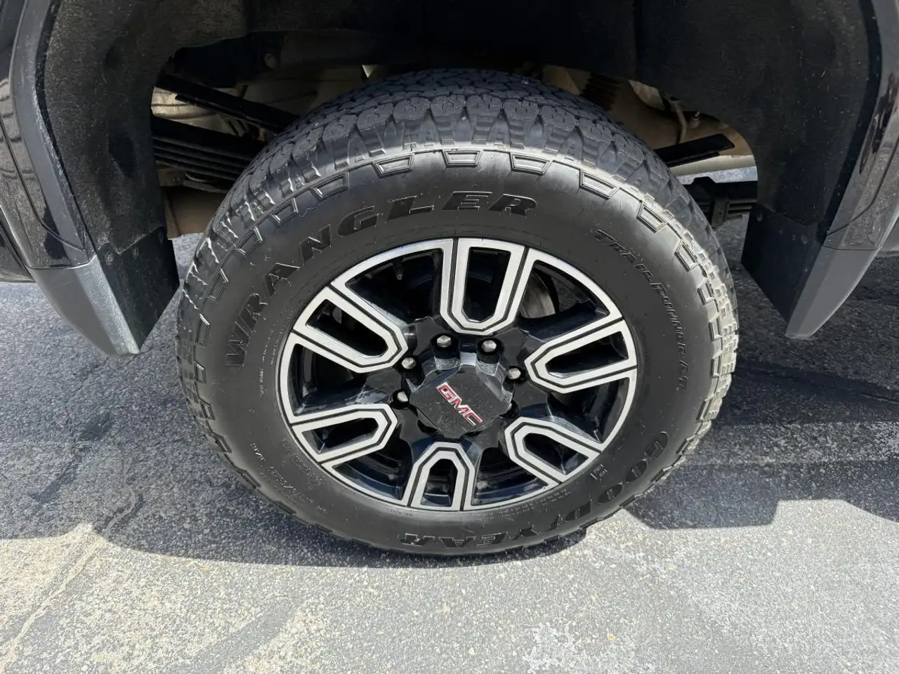 GMC Sierra 3500HD снимка GMC Sierra 3500HD