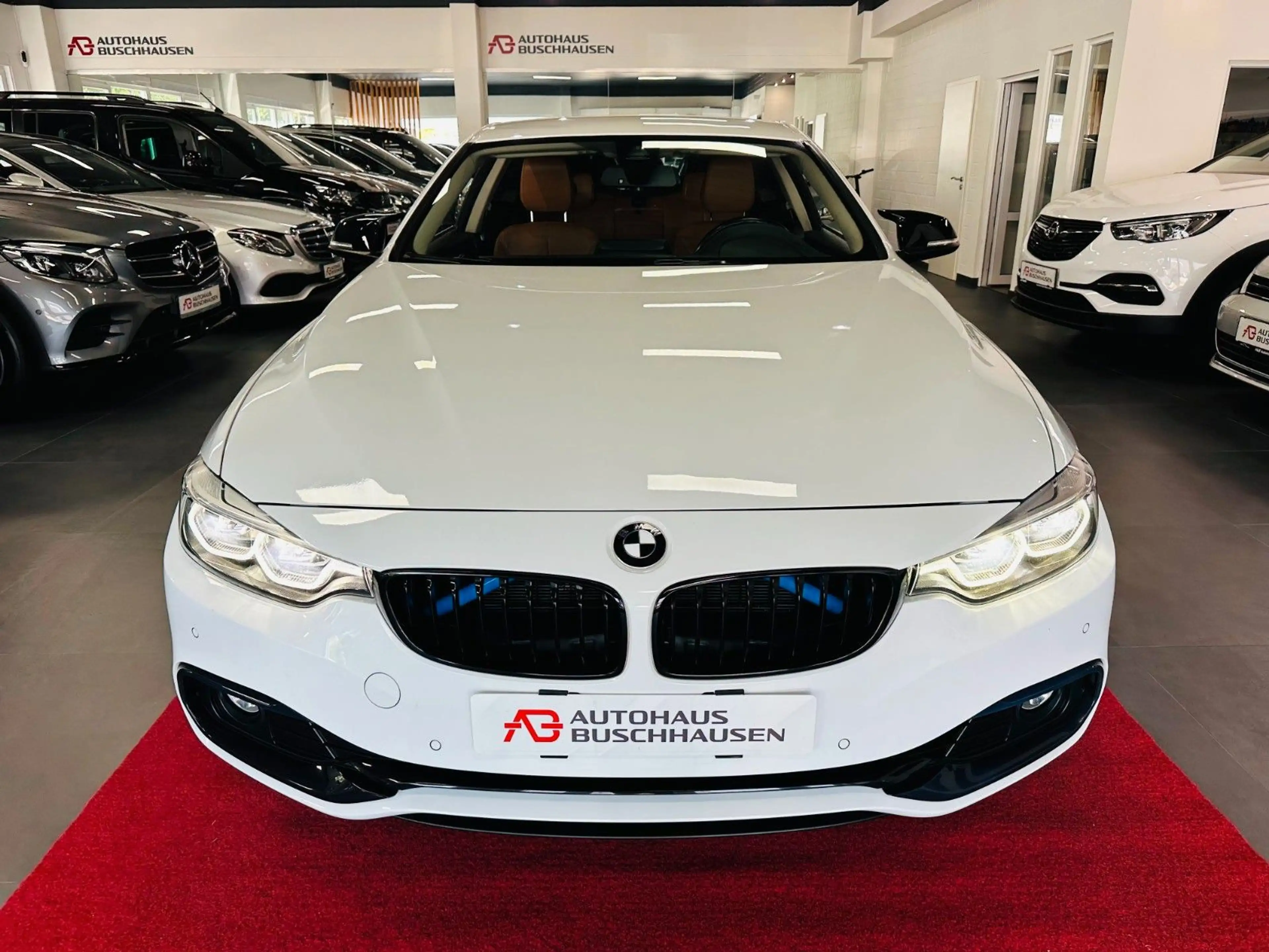 BMW 420 i Coupe Sport Line Aut*Nav*LED*Leder*Face — photo 2