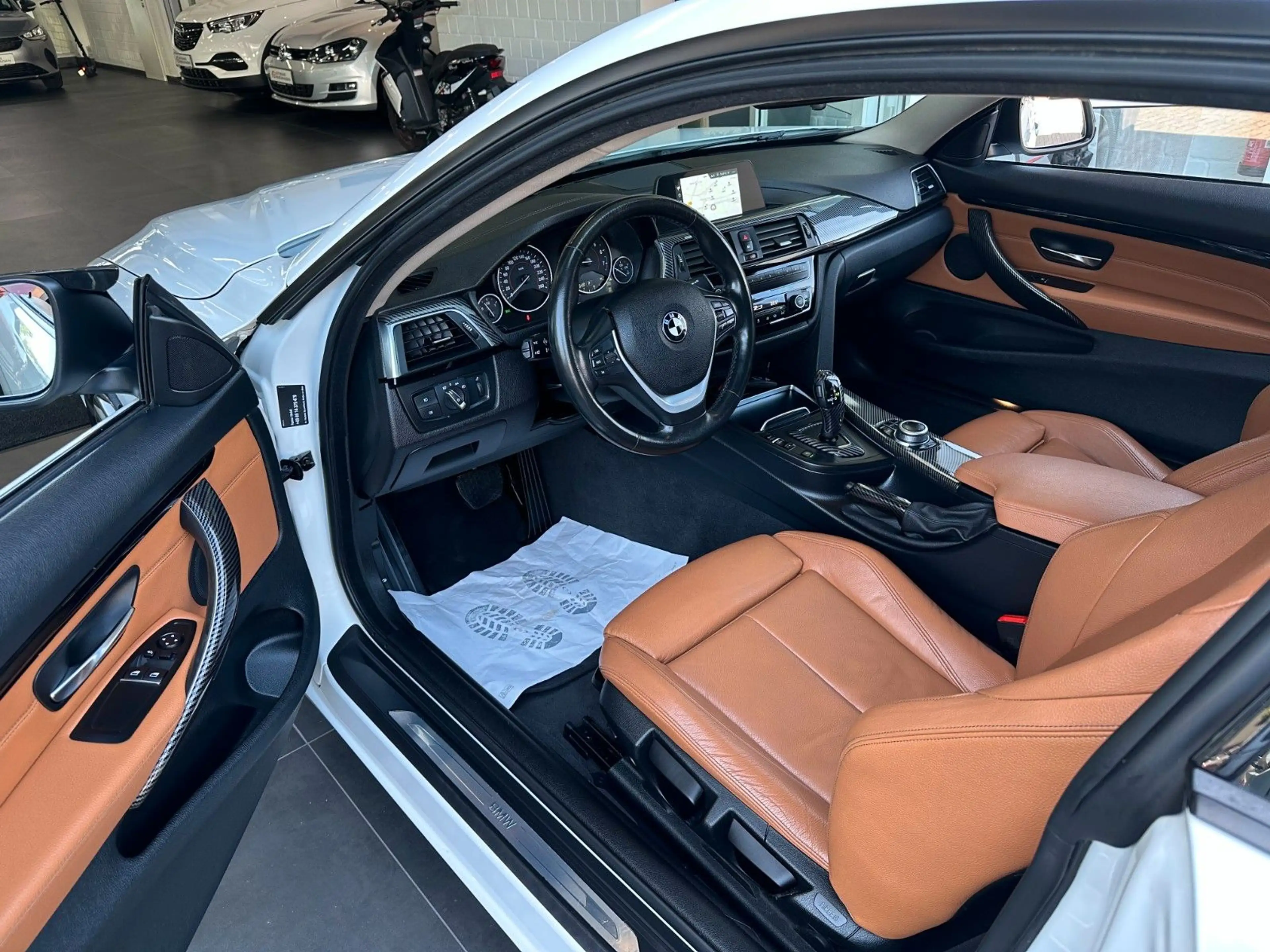BMW 420 i Coupe Sport Line Aut*Nav*LED*Leder*Face — photo 9