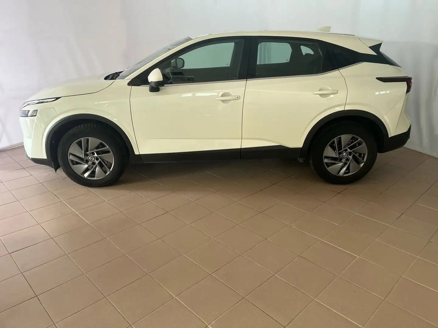 Nissan Qashqai Qashqai 1.3 mhev Business 2wd 140cv Bianco - 2