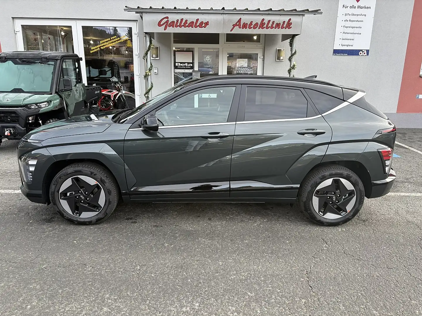 Hyundai KONA Kona Elektro 64,8kWh GO Grün - 2
