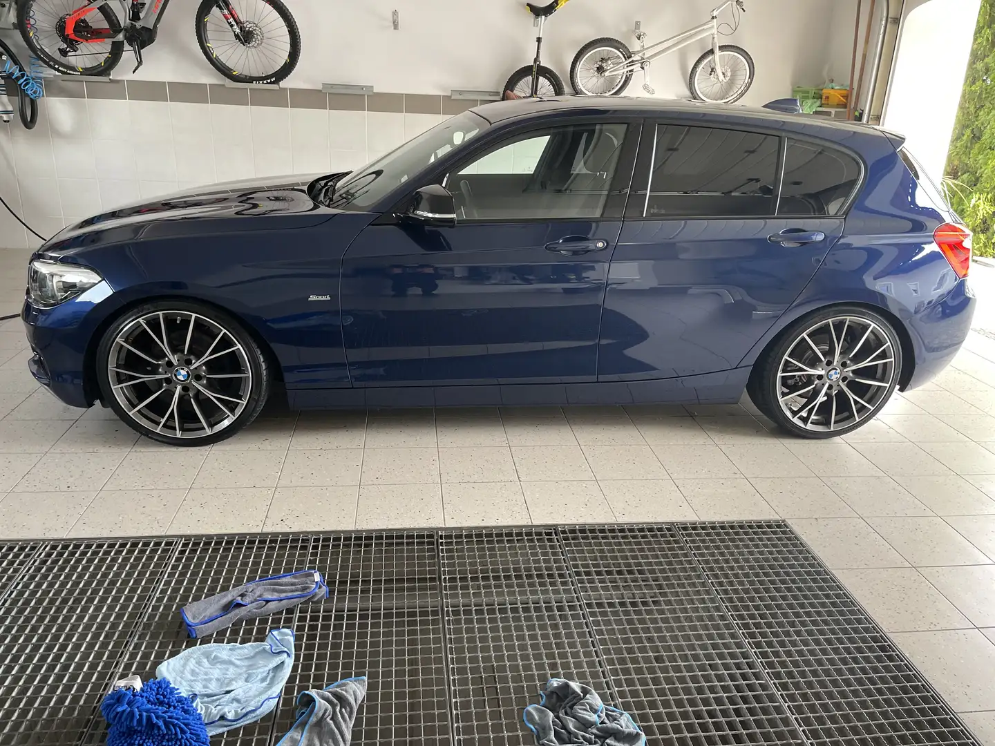 BMW 120 120i Sport Line Aut. Blau - 2