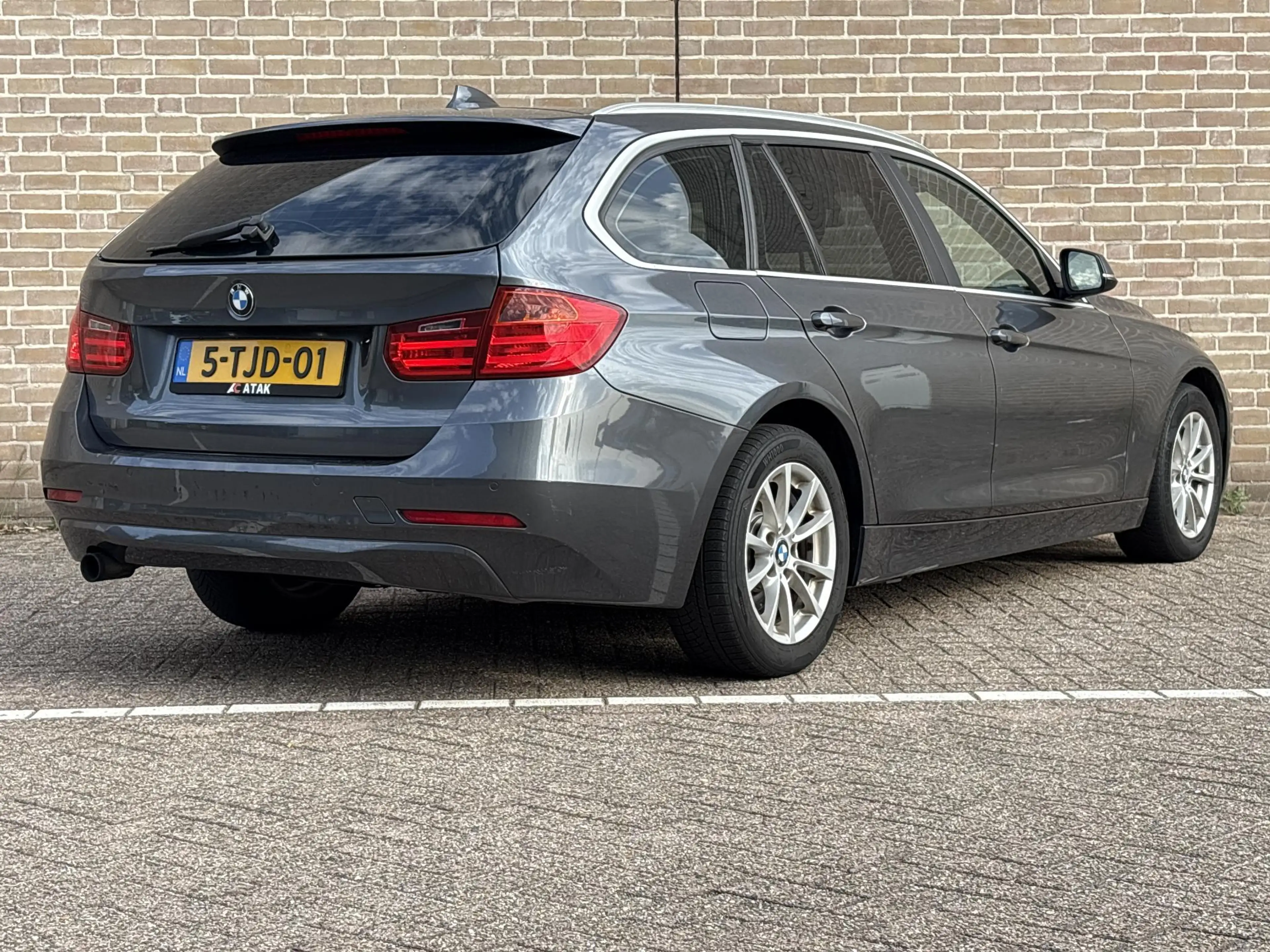 BMW 316 3-serie Touring 316i Executive | € 4.950,- NETTO! — photo 2