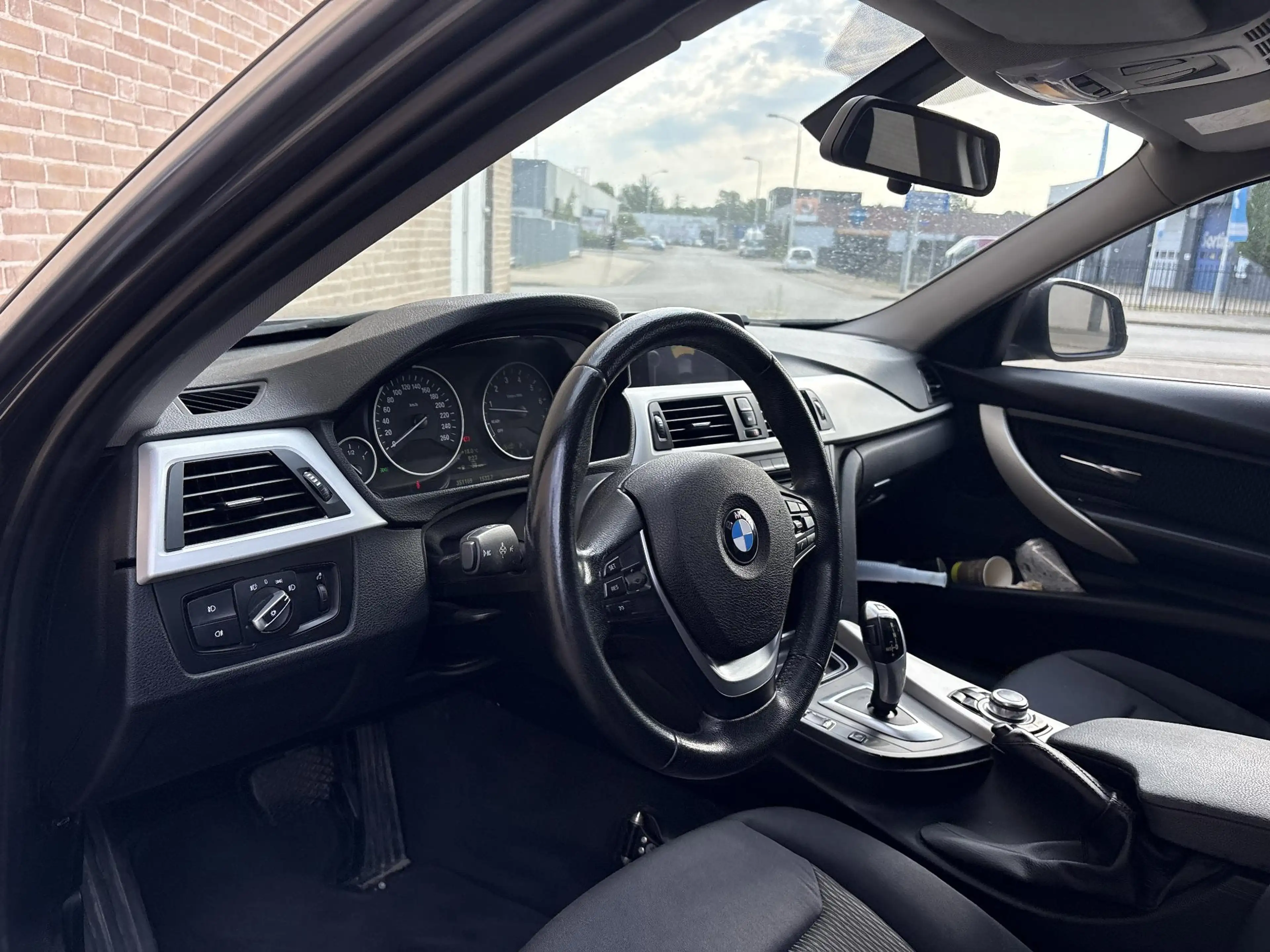 BMW 316 3-serie Touring 316i Executive | € 4.950,- NETTO! — photo 3