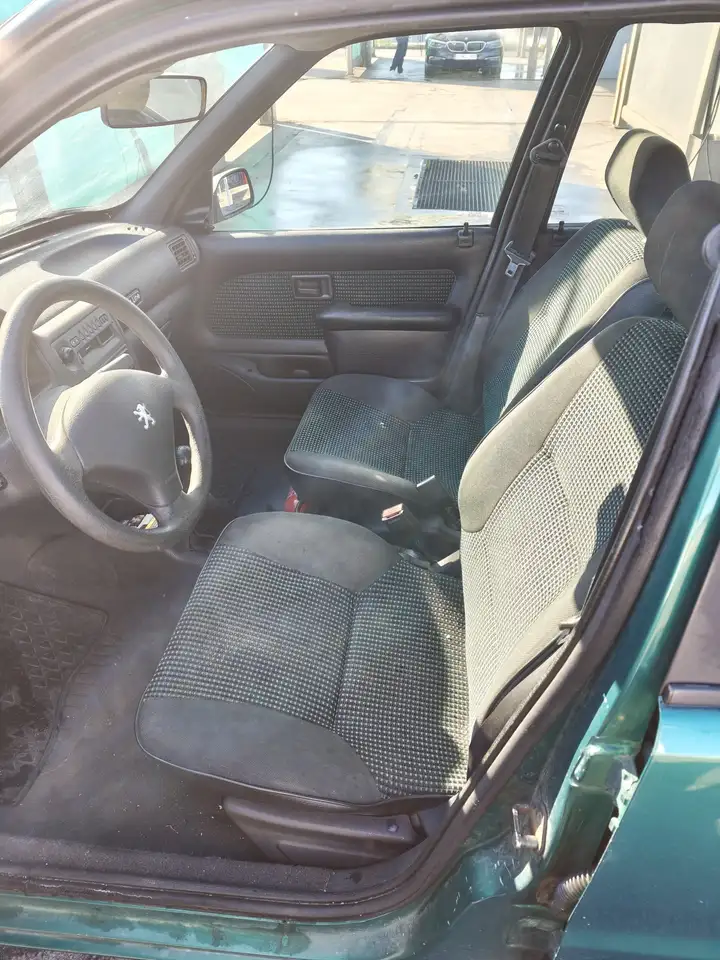 Peugeot 106 1.4i Color Line, foto 8