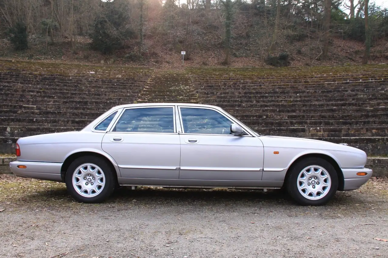 Jaguar XJ 3.2 Executive 3 Jahre Garantie, foto 3