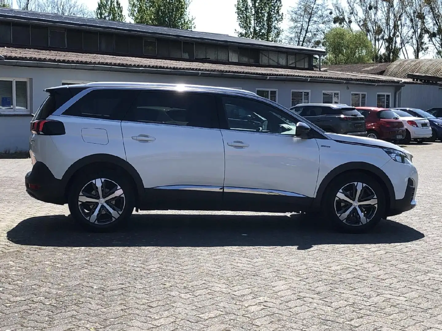 Peugeot 5008 Allure Weiß - 2