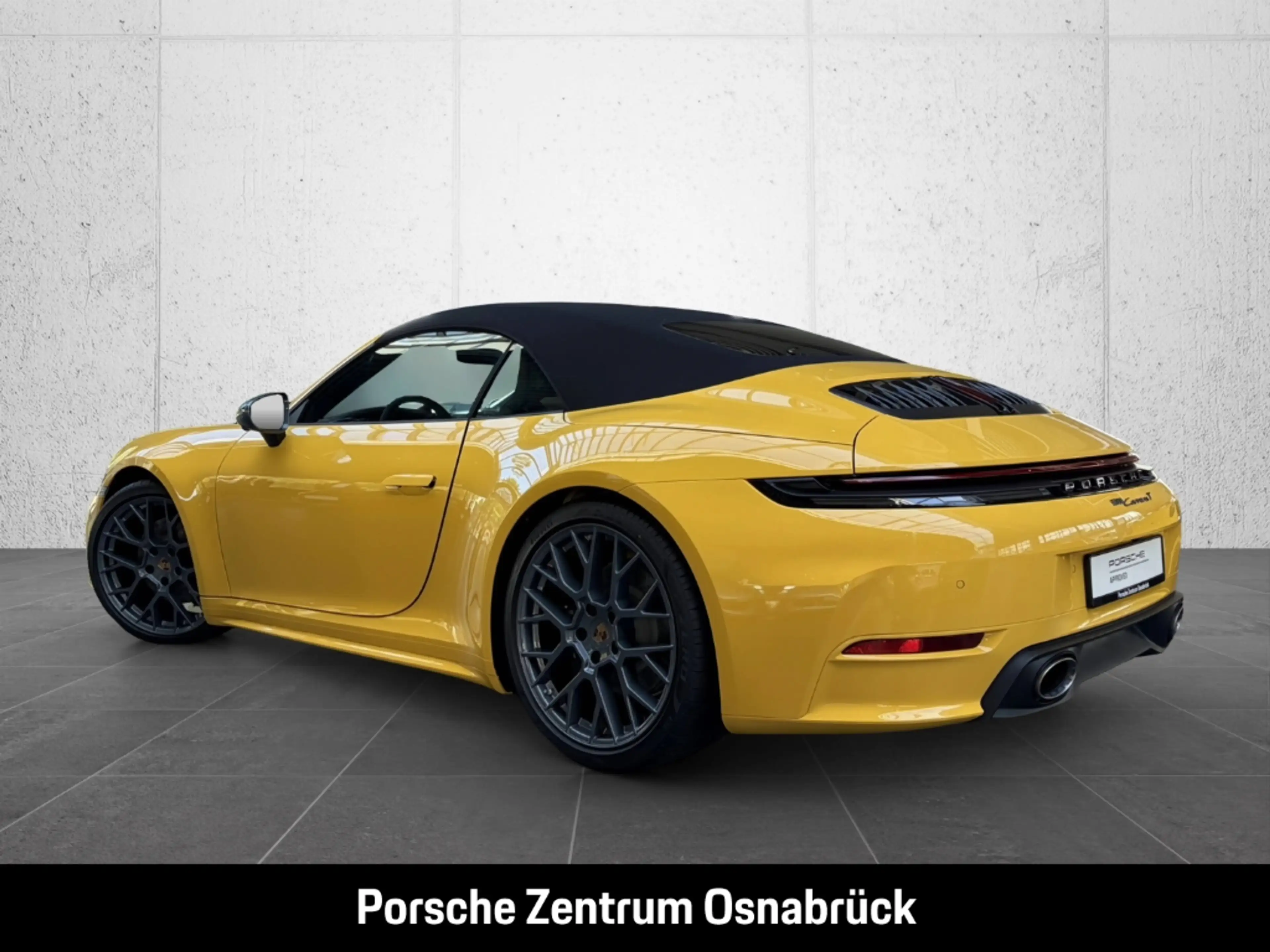 Porsche 992 -2 (911) Carrera T Cabriolet — photo 3