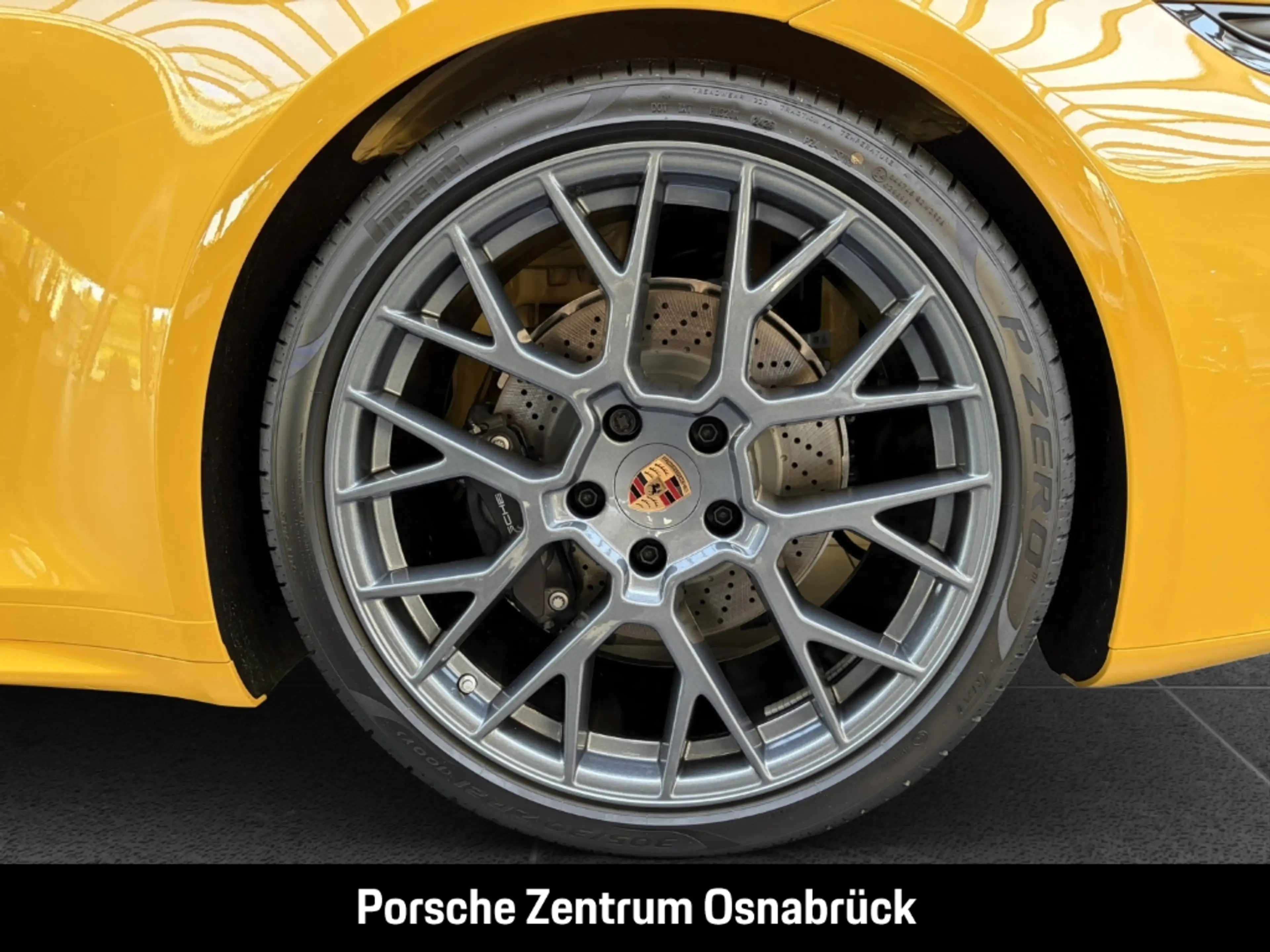 Porsche 992 -2 (911) Carrera T Cabriolet — photo 13