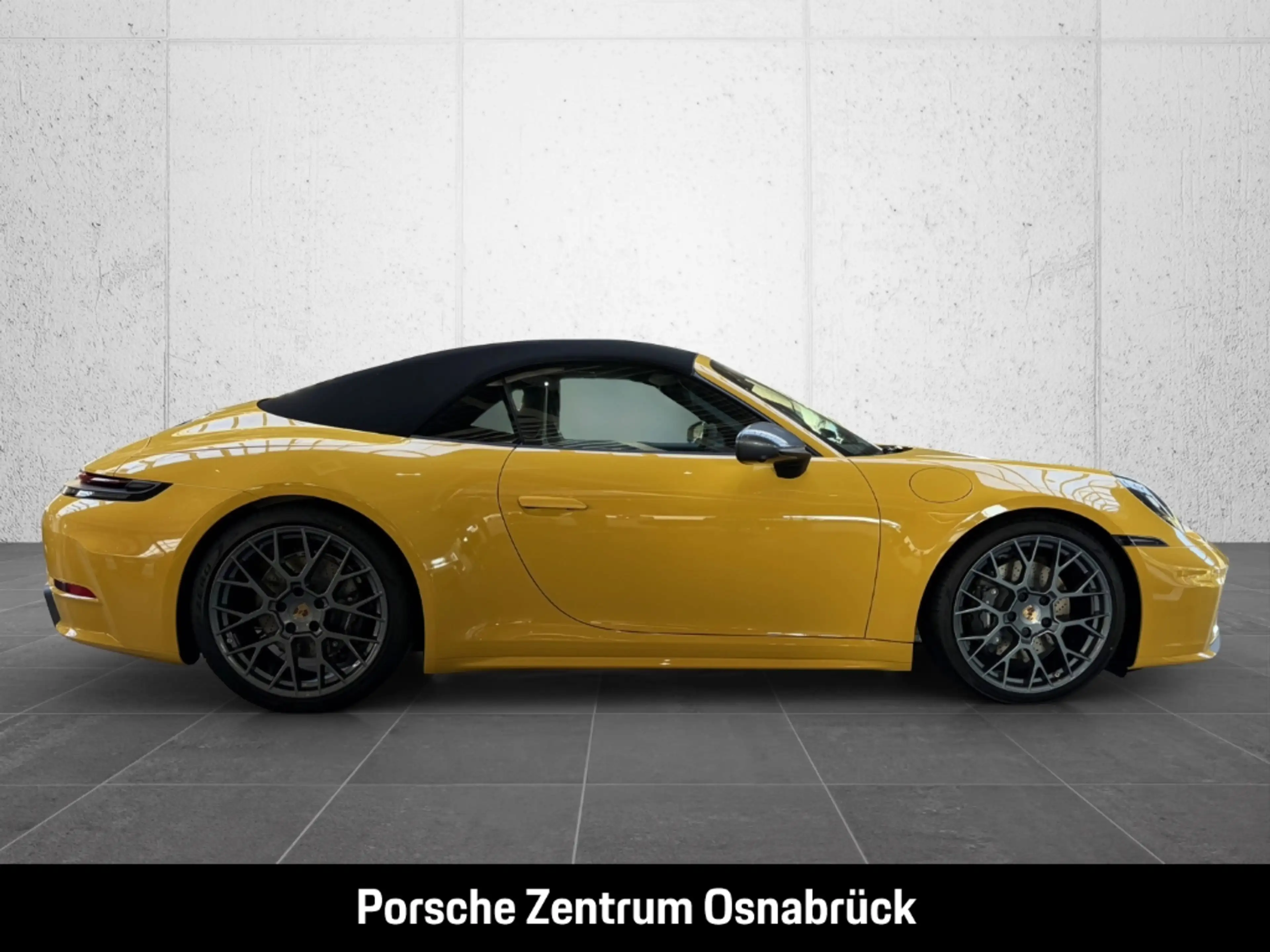 Porsche 992 -2 (911) Carrera T Cabriolet — photo 8