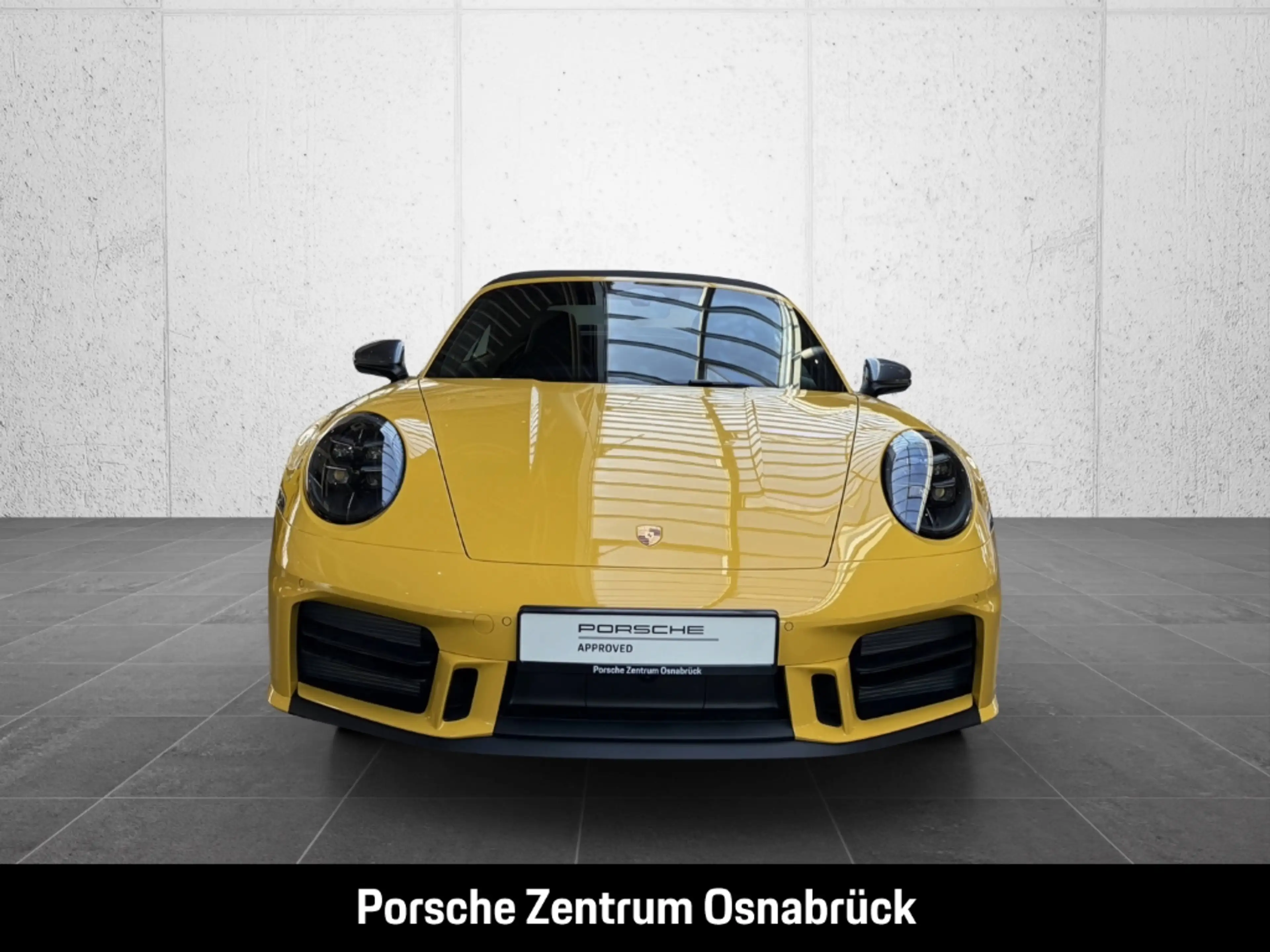 Porsche 992 -2 (911) Carrera T Cabriolet — photo 10