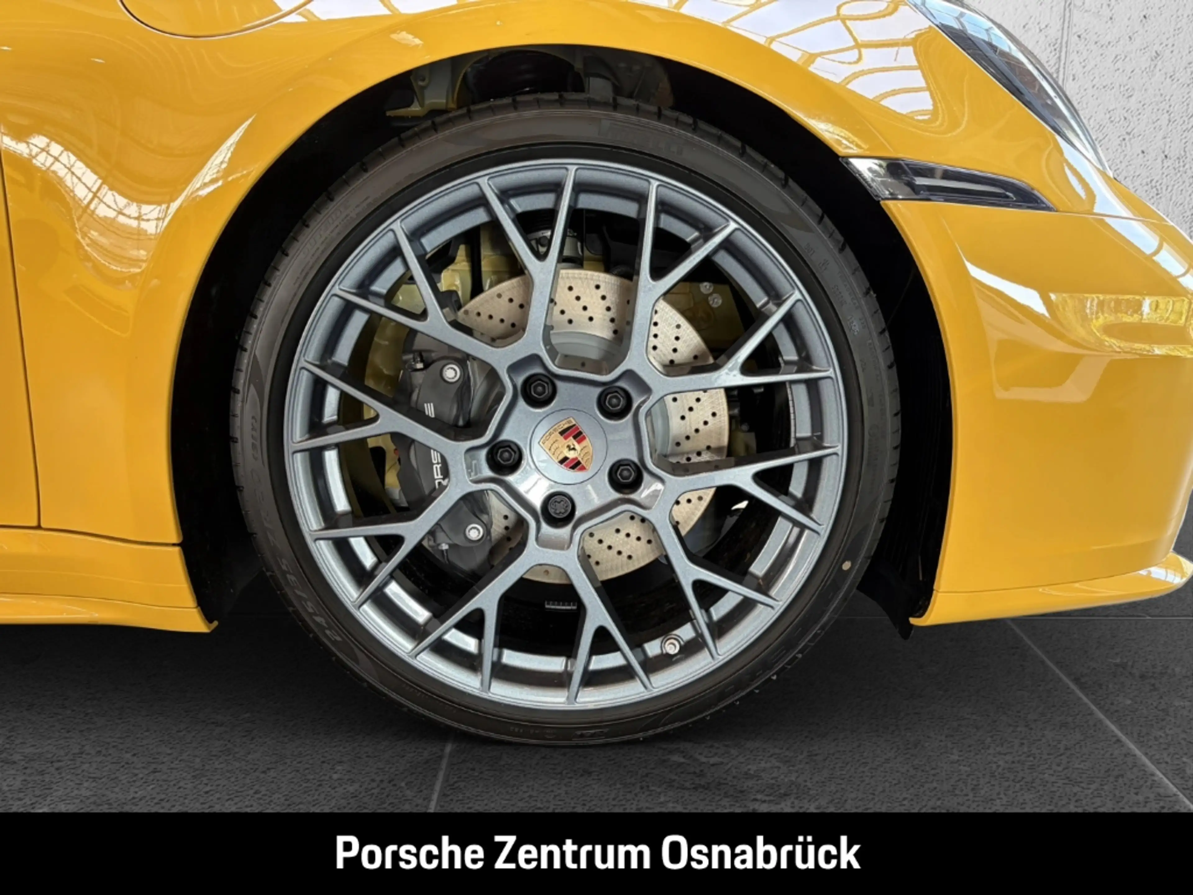 Porsche 992 -2 (911) Carrera T Cabriolet — photo 12