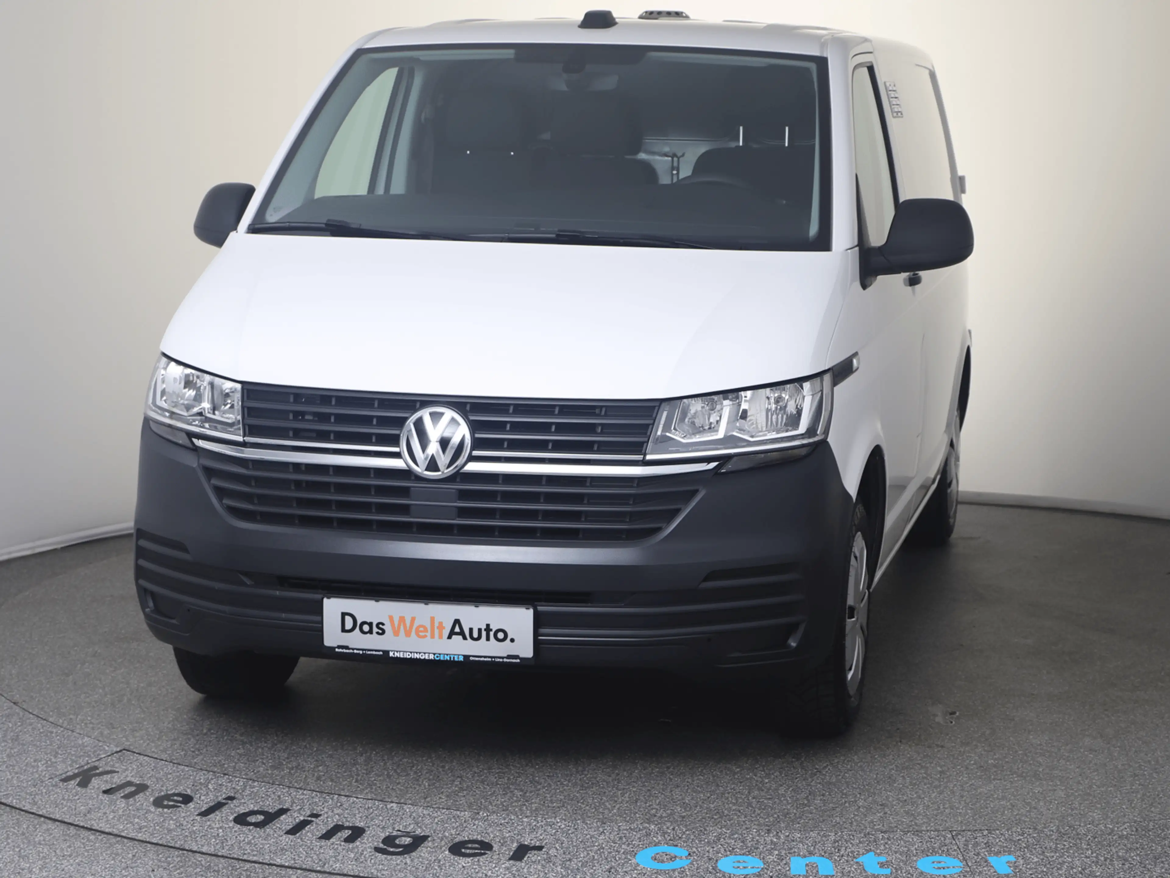 Volkswagen T6.1 Transporter VW Transporter T6.1 Kastenwagen TDI — photo 14