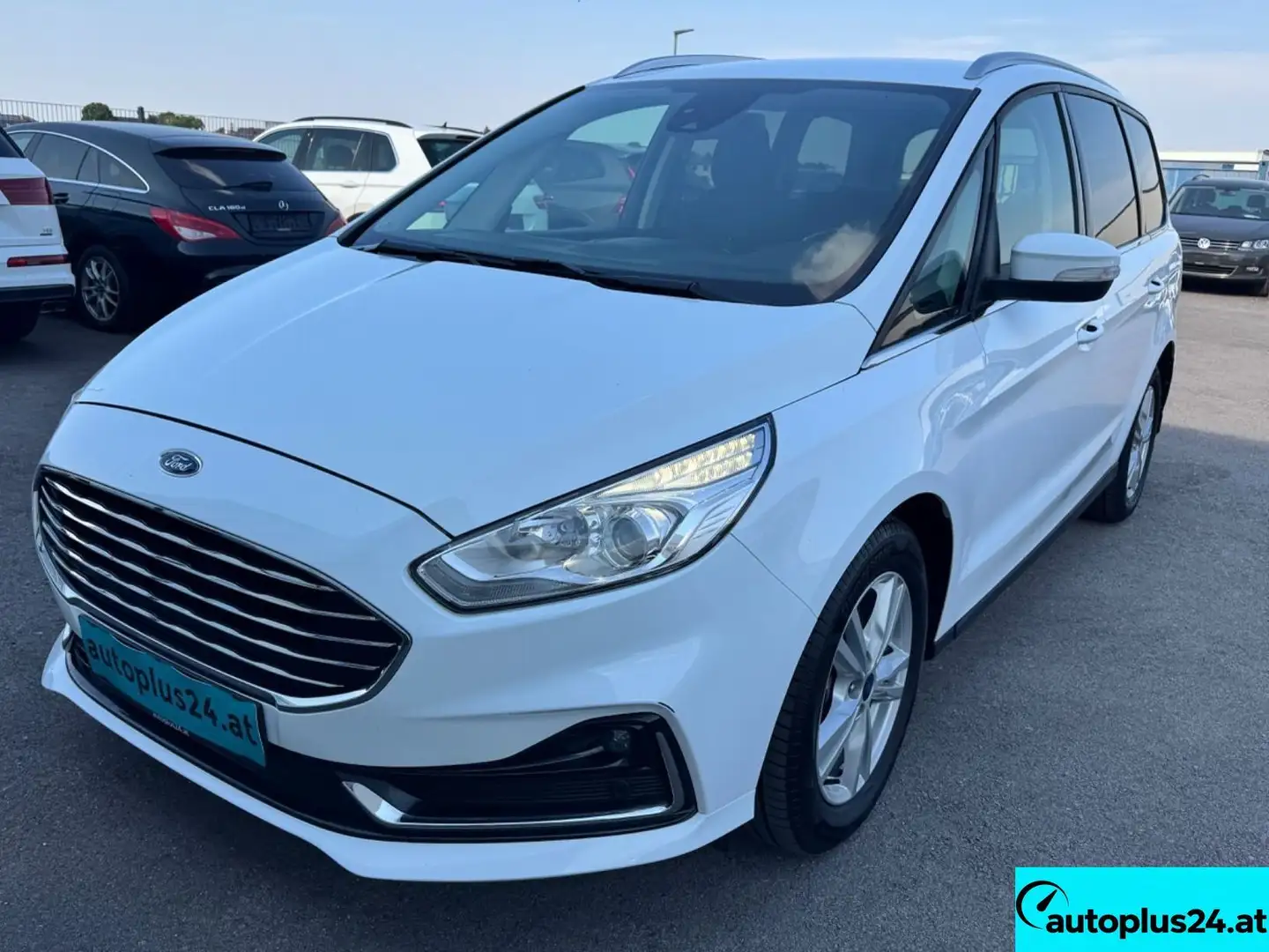 Ford Galaxy 2,0 EcoBlue SCR Titanium Weiß - 1