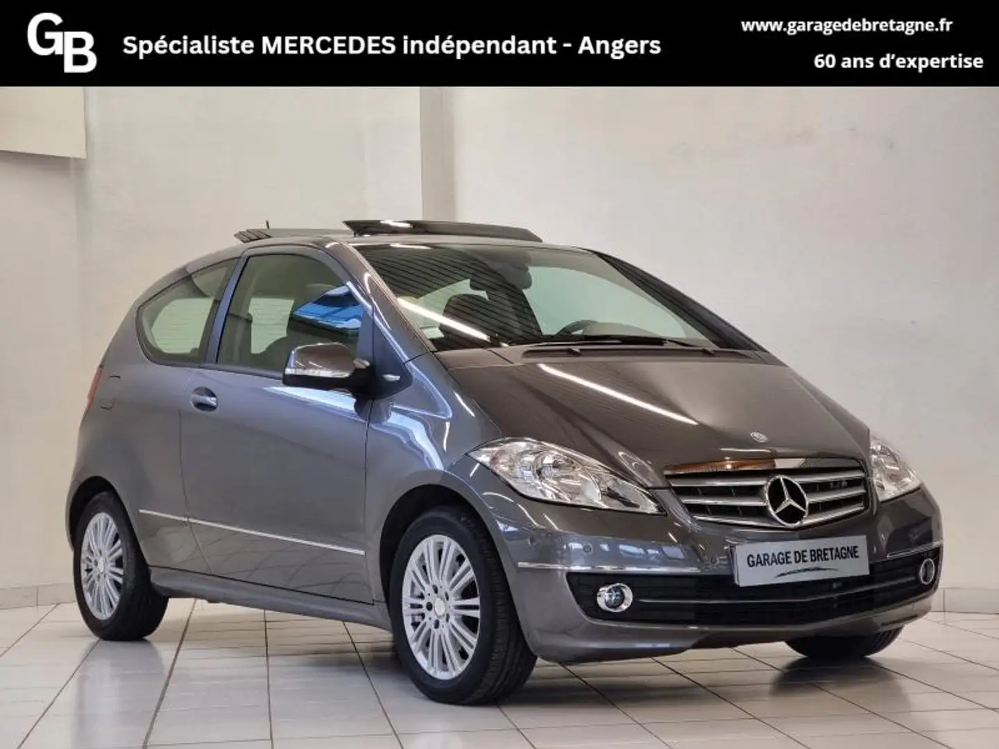 Mercedes-Benz A 200 200 Elégance CVT - 1
