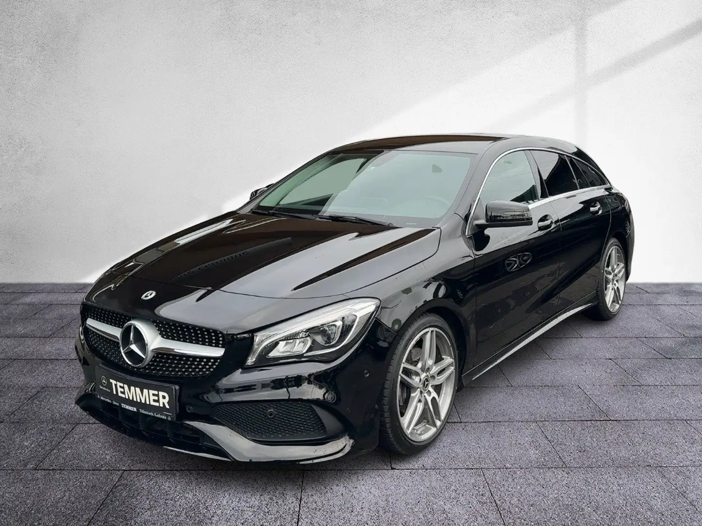 Mercedes-Benz CLA 200 d 4MATIC Shooting Brake AMG LED RKam Schwarz - 2