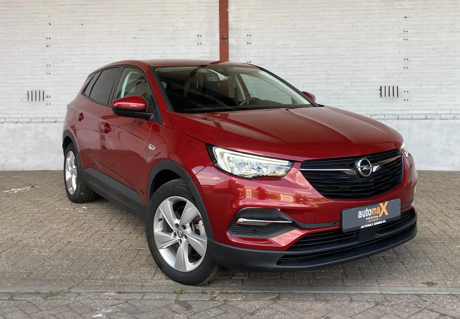 Opel Grandland X 1.6 Turbo Hybrid Business Elegance Rouge - 2