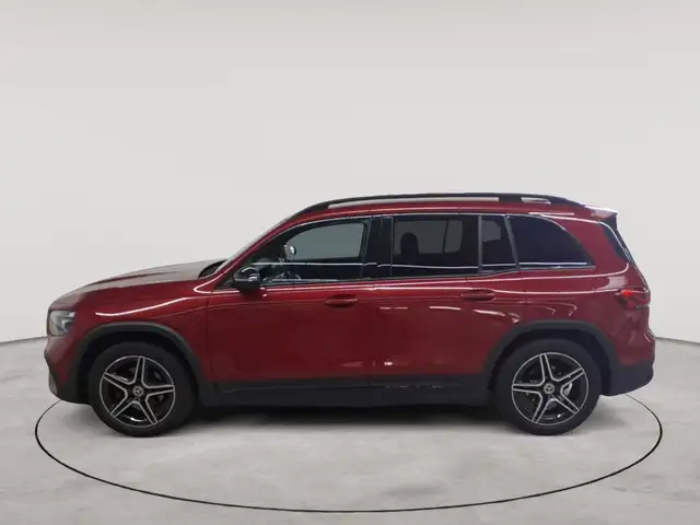 Mercedes-Benz GLB view 6