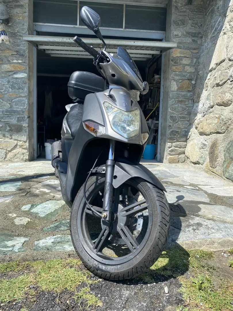 Kymco Agility 125 Base Grijs - 1