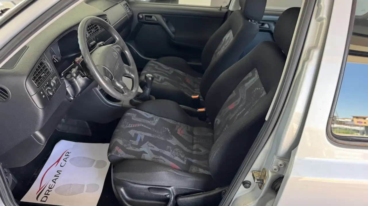 Volkswagen Golf 5p 1.6 GT Special c/2airbag,abs,AC, foto 12